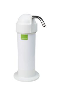 W25 CT Magnetic Basic-Fehér csapra szerelhető aktív-szénszűrős