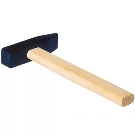 Fából készült kalapács