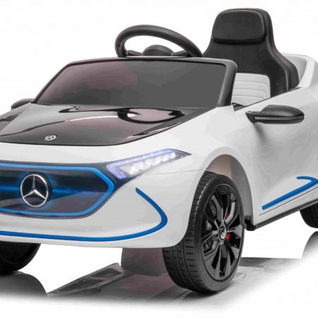 Mercedes AMG EQA fehér elektromos kisautó