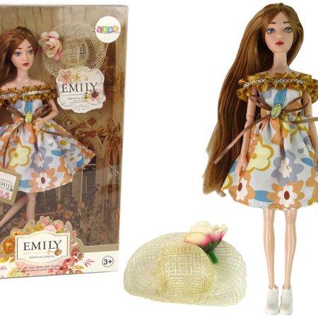 Emily gyerekbaba őszi sapkával