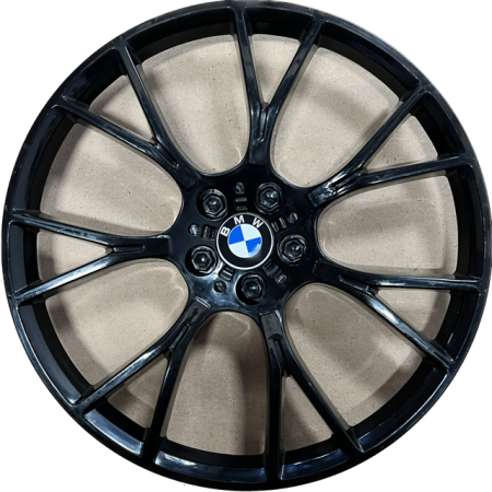 Cserehuzatok BMW M5 SX2118 elektromos játékautóhoz