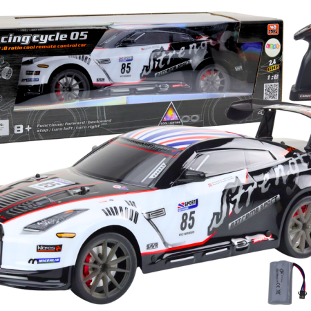 R/C 1:8 távirányítós sportautó fényekkel és hangokkal