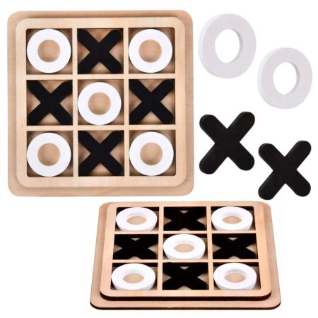 Fából készült tic-tac-toe játék
