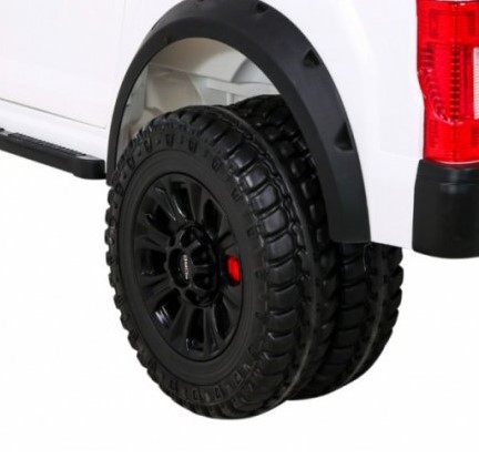 Csere EVA hátsó kerék Ford Super Duty elektromos játékautóhoz