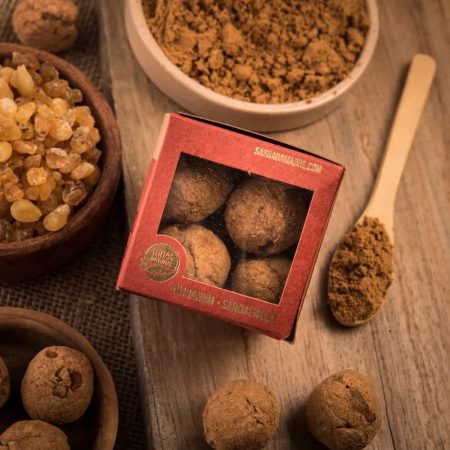 Sagrada Madre - Olibanum - Sandalwood - Tömjén és Szantálfa Gyógynövény Golyó